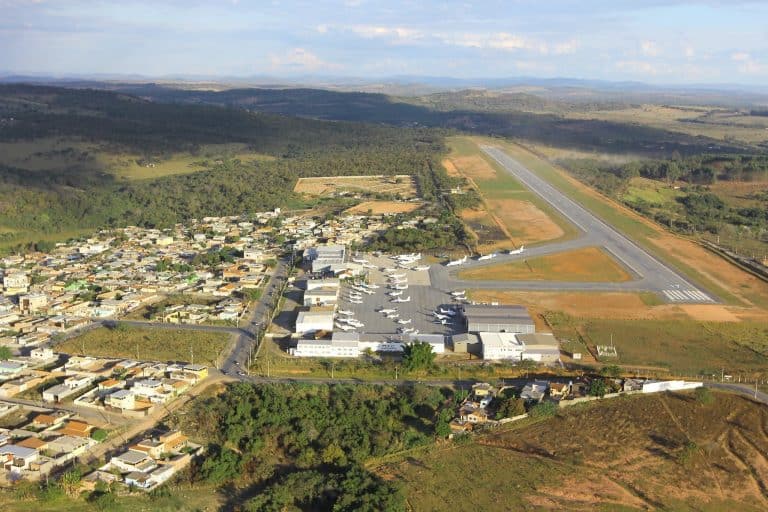 Aeroporto de Divinópolis Infraero outorga