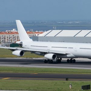 Airbus A340 Hi Fly