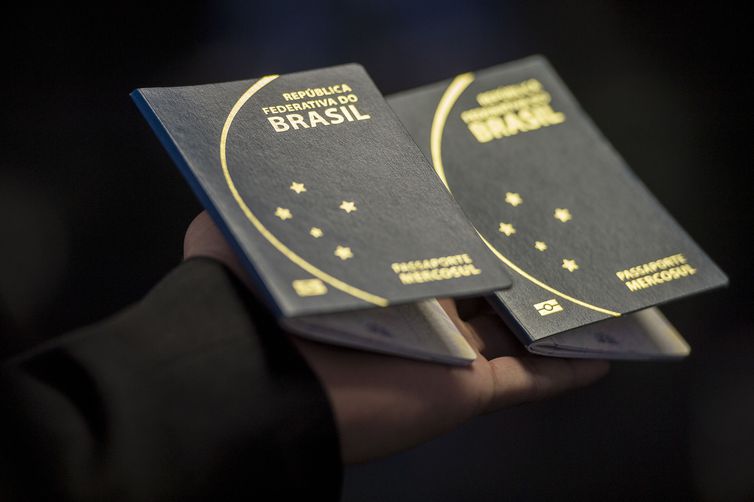 Emissão de passaporte Turismo Cursos Inglês Brasil Viagens internacionais Passaportes Visto ABEAR