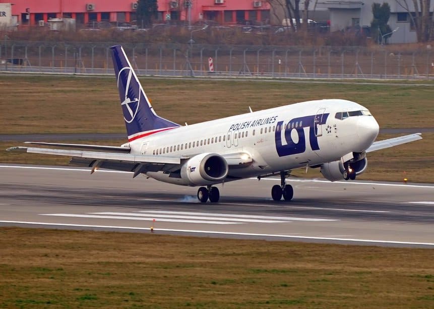 Boeing 737 LOT Airlines Total