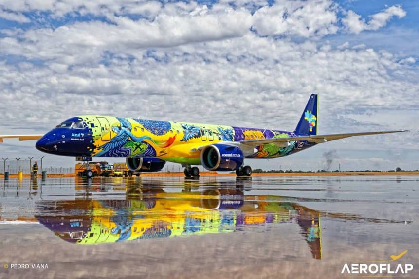 蓝色巴西航空工业公司 E195-E2 蓝色金刚鹦鹉