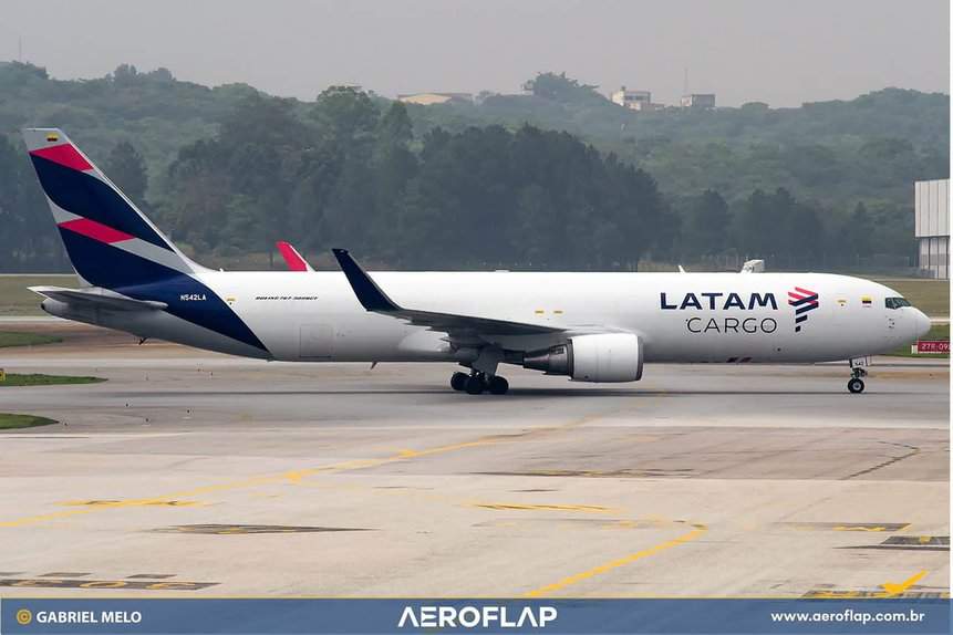 LATAM Airlines Cargo Boeing 767-300 Vacinas