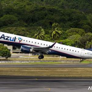 Azul Linhas Aéreas Embraer 195 Recife