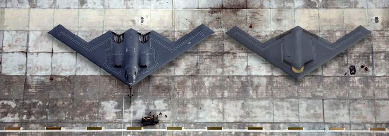 Northrop Grumman B-2 Spirit e B-21 Raider stealth EUA bombardeiro