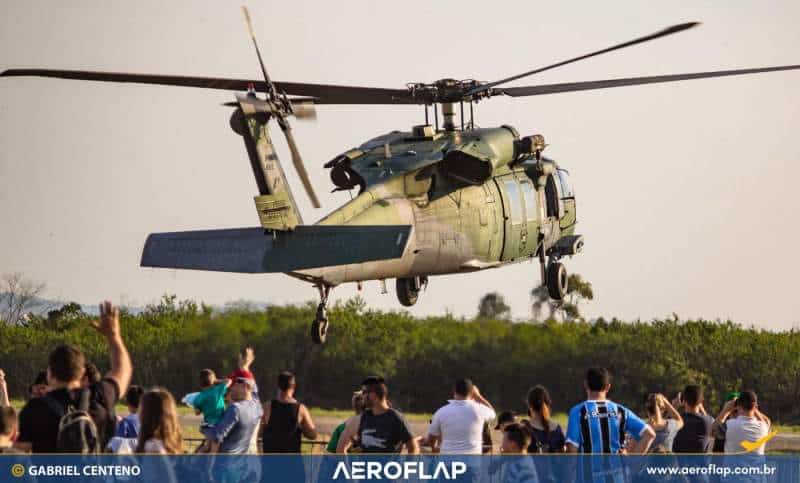 Helicóptero H-60L Black Hawk da FAB está entre as atrações do Domingo Aéreo na Base Aérea de Manaus.