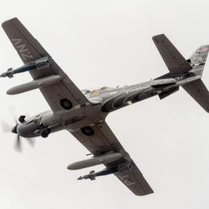 Embraer A-29 EMB-314 Super Tucano Paveway II USAF Armamentos bombas