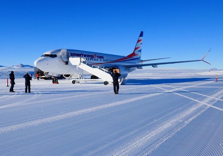 Boeing 737 MAX Smartwings Antártida