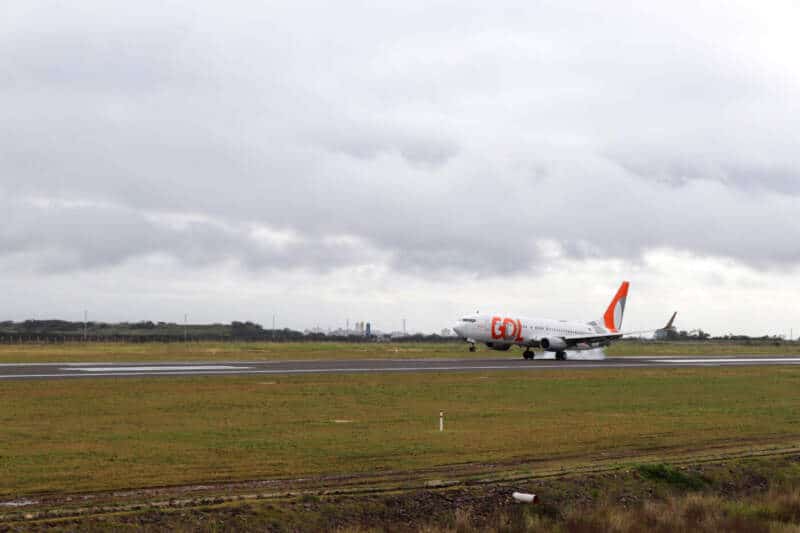 Aeroporto de Porto Alegre pista