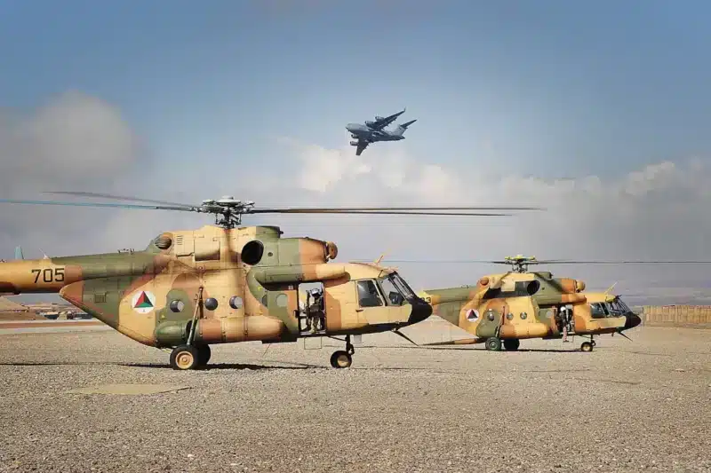 Mi-17 helicóptero Afeganistão