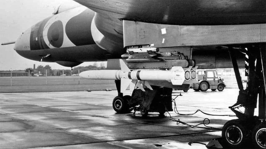 AGM-45 Shrike Vulcan Malvinas Falklands