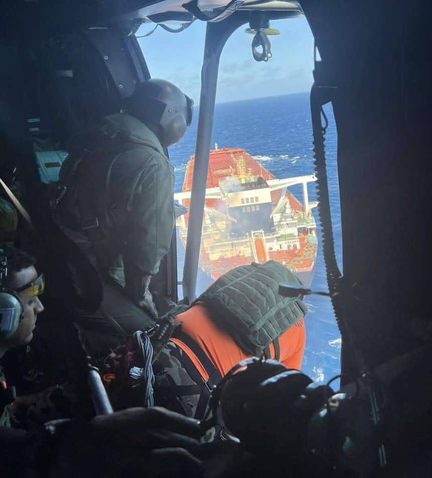 FAB resgate navio H-36 Caracal