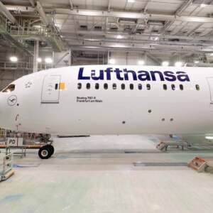 Lufthansa Vistara Hainan Boeing 787 Dreamliner