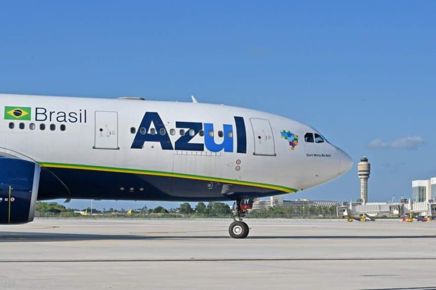 Azul Orlando terminal Estados Unidos voos conectividade destinos internacionais United Codeshare