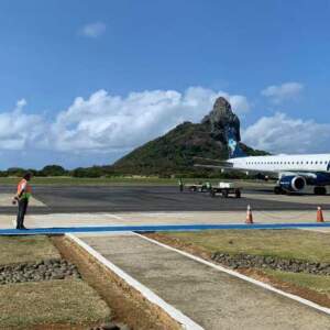 Aeroporto de Fernando de Noronha ANAC Azul Viagens