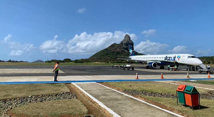 费尔南多·迪诺罗尼亚群岛机场 ANAC Azul Viagens