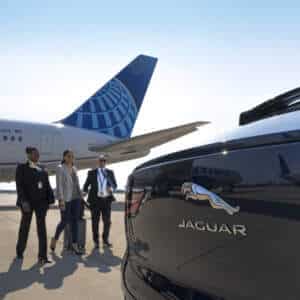 United Airlines Jaguar carro elétrico serviço aeroporto EUA
