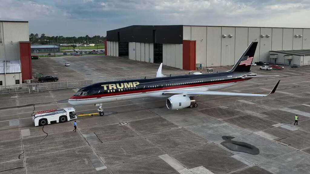 Boeing 757 Trump