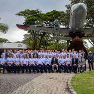 DECEA Força Aérea Brasileira Diplomação especialistas voo