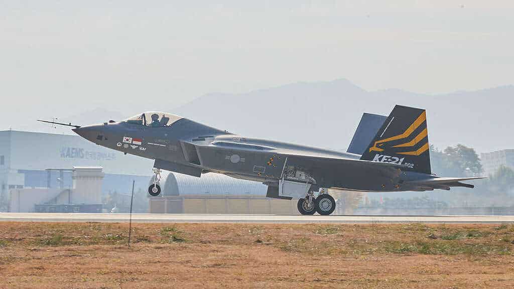 First flight of the 2nd prototype of the South Korean KAI KF-21 Boramae fighter.
