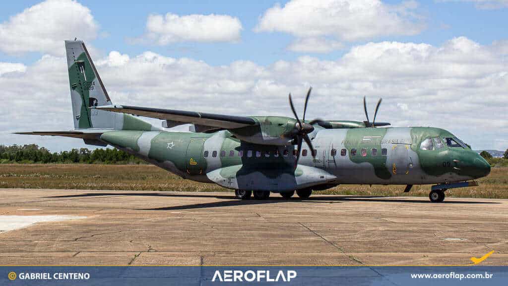 C-105 Amazonas do Esquadrão Arara da FAB, que transportou os jornalistas no media flight.