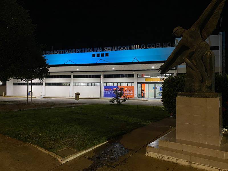 Aeroporto de Petrolina Novembro Azul Fachada Azul