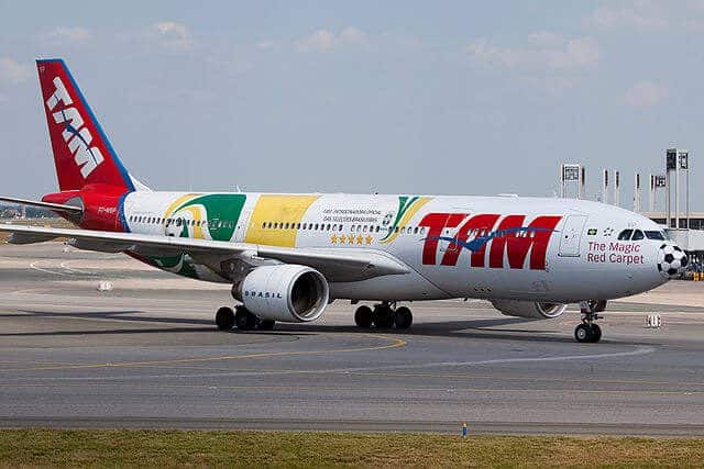 Airbus A330 TAM Seleção brasileira Mundial