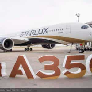Airbus A350 STARLUX Quatro classes