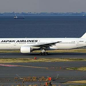 NASA Boeing 777 Japan Airlines