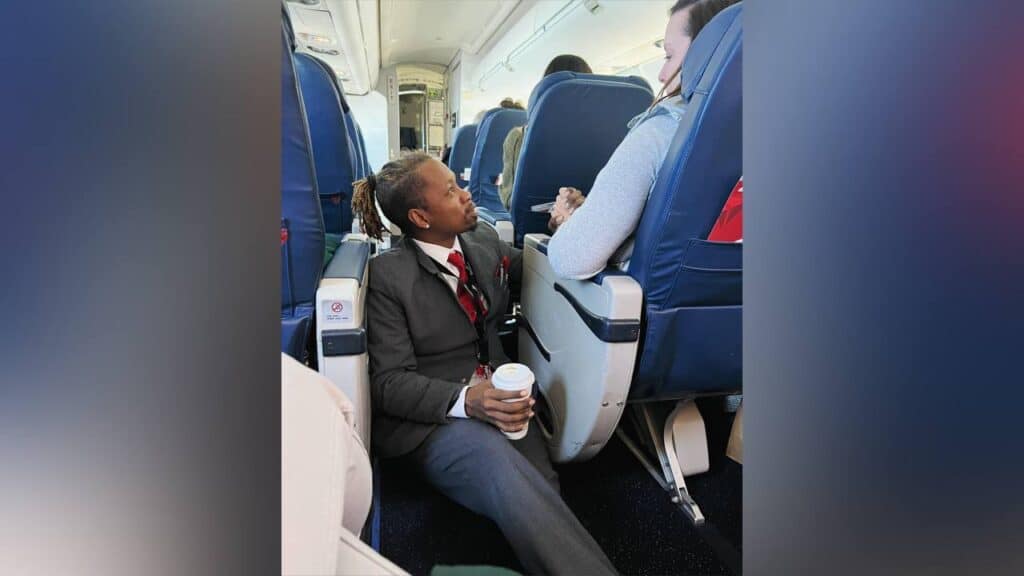 Comissário Delta Air Lines Connection acalmar viraliza