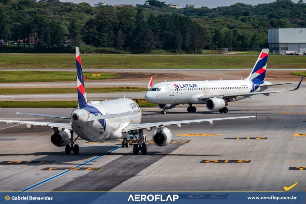 LATAM ブラジル プロモーション プロモーションでは、航空券を提供しています カーニバル