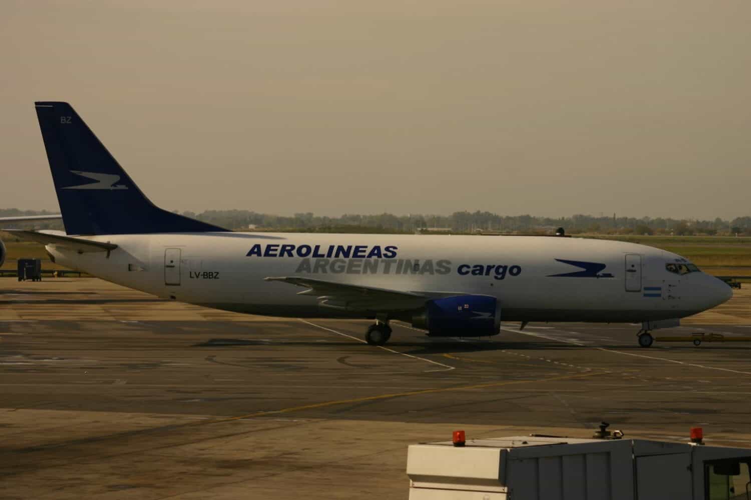 Varig Aerolíneas Argentinas 737-800 Cargo