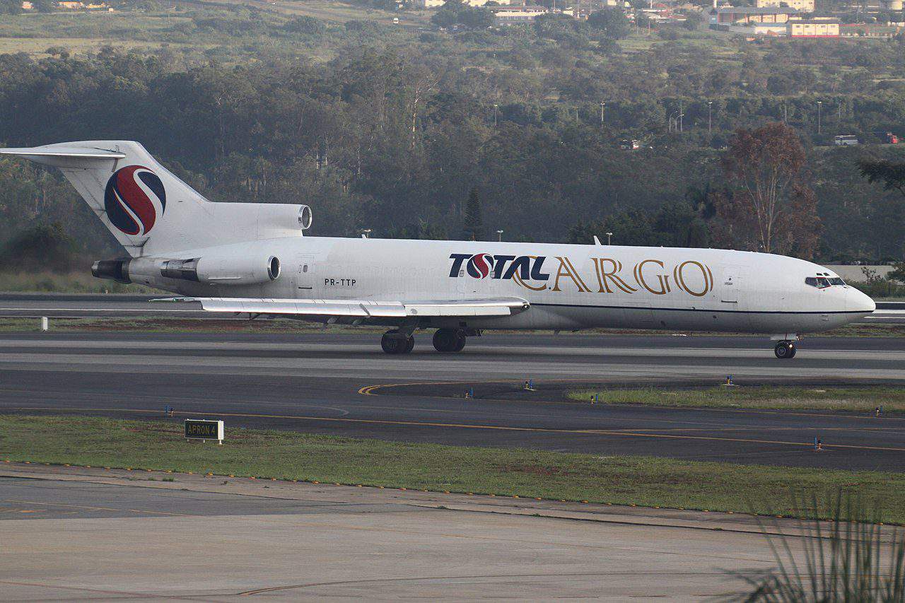 Boeing 727 operando Brasil Total Cargo Aeroporto de Guarulhos