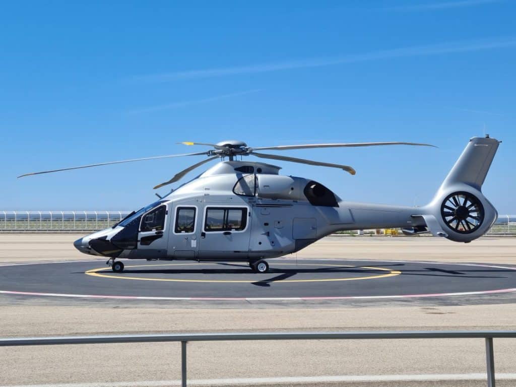 Helicóptero Embraer Beacon Ocean Explorer