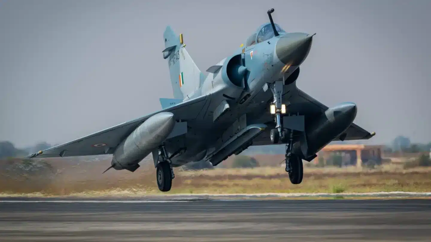 Força Aérea Indiana vai participar com caças Mirage 2000, cargueiros C-17 e um avião-tanque Il-78. Foto: Ministério da Defesa da Índia. 