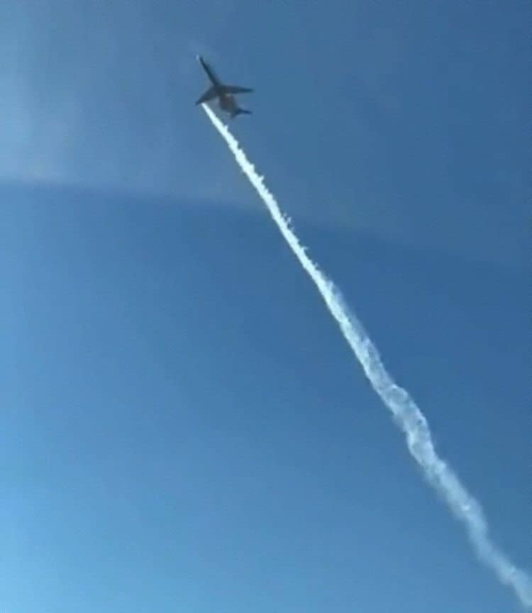 Boeing 717 da Delta com vazamento de combustível em Charlotte