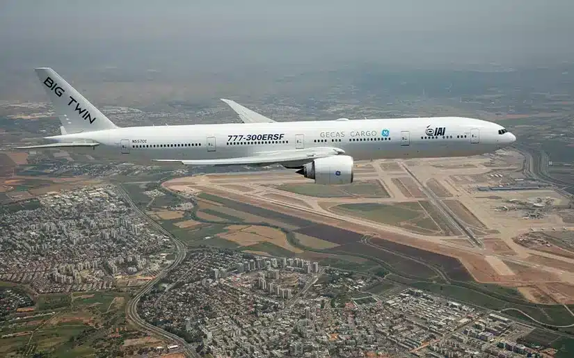 Boeing 777-300ER 777-300ERSF IAI Avião Cargueiro Voo