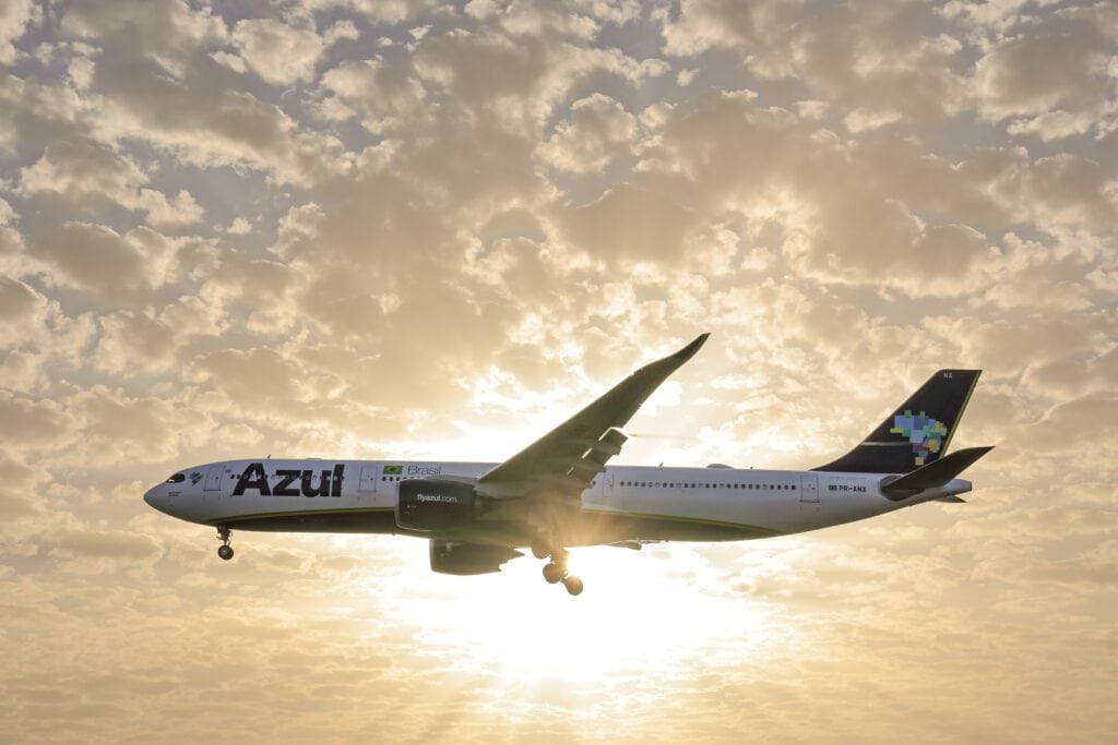 Azulがヤング・アプレンティス便を採用 レシフェ・オーランド・フロリダ州 SITA Airbus A330neo 忠実度