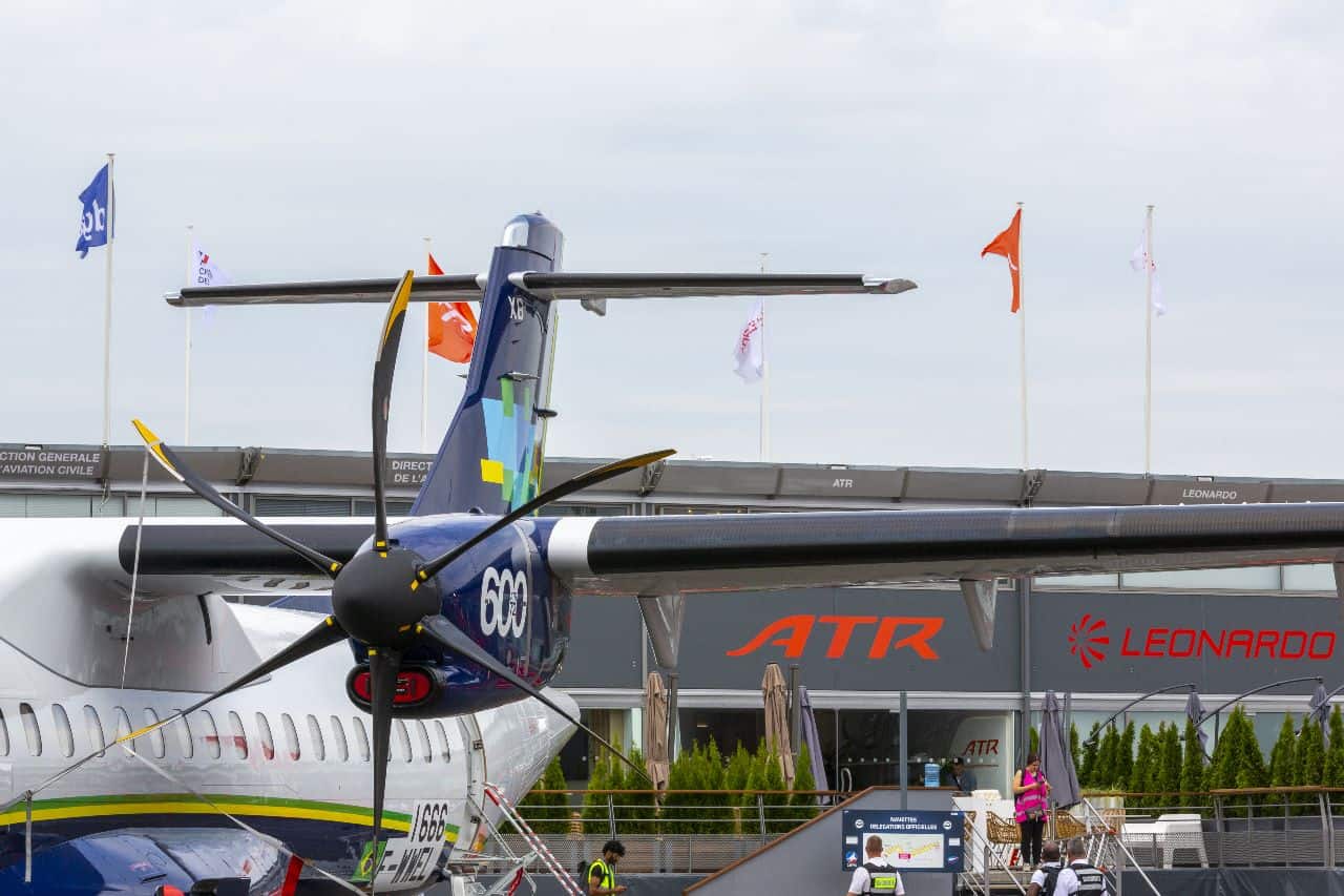 ATR PAris Air SHow em exposição PW127XT