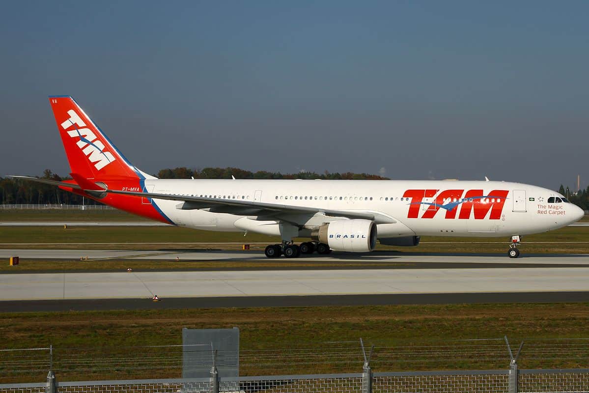 TAM Airbus A330 Aeroporto de Congonhas