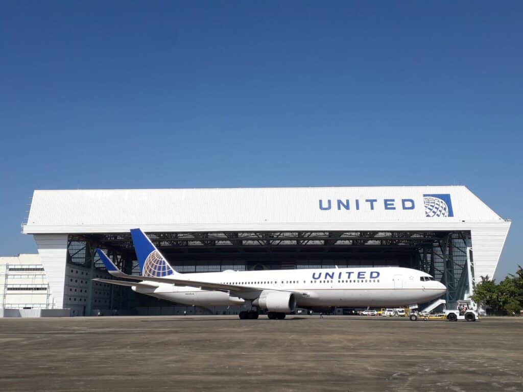 United Airlines Hangar Manutenção Rio de Janeiro aeroporto Galeão TAP ME VEM Varig