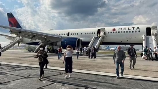 Delta Boeing 757 Pneus estourados
