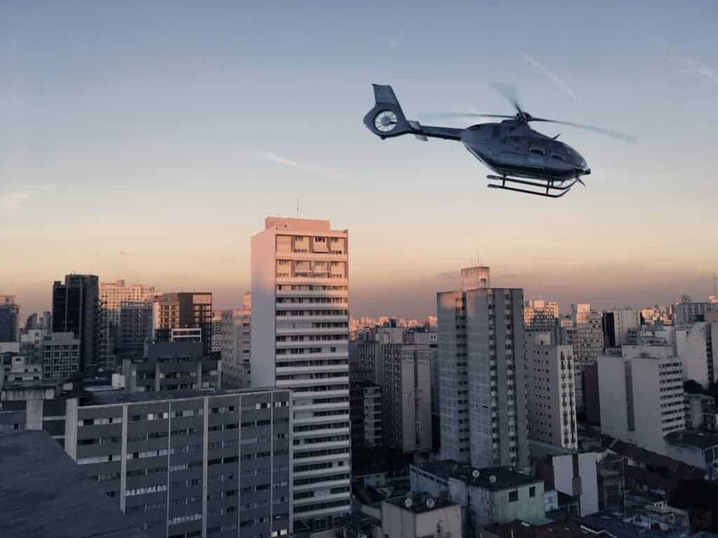 Revo mobilidade aluguel helicóptero