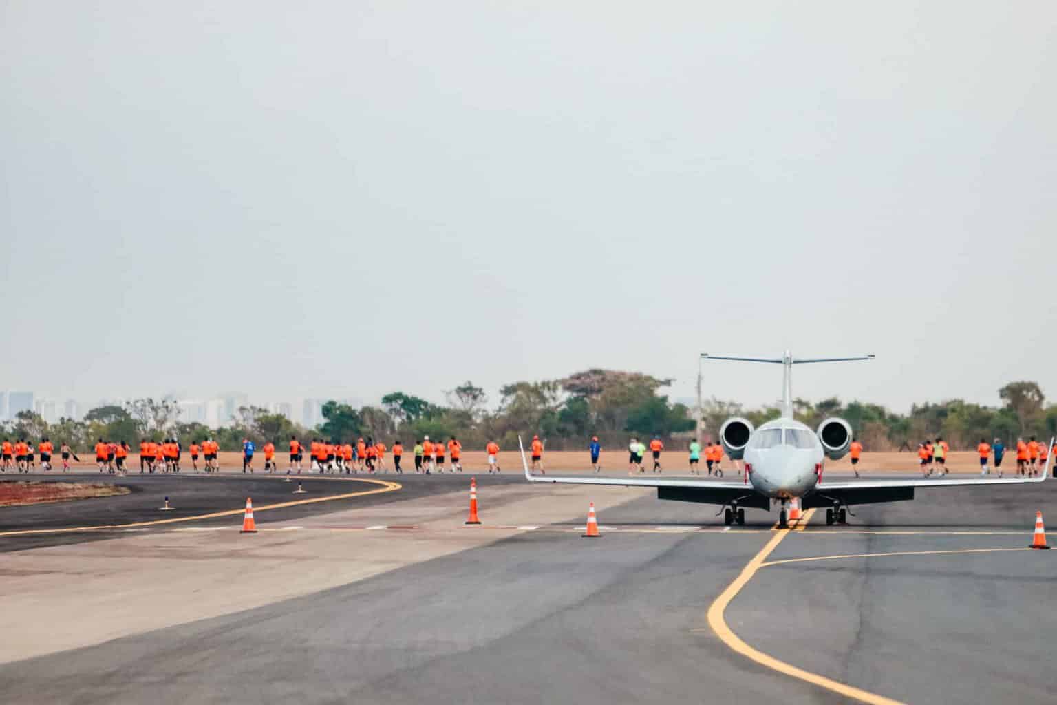 Aeroporto de Brasília Flying Run BSB corrida de rua pista de aviões