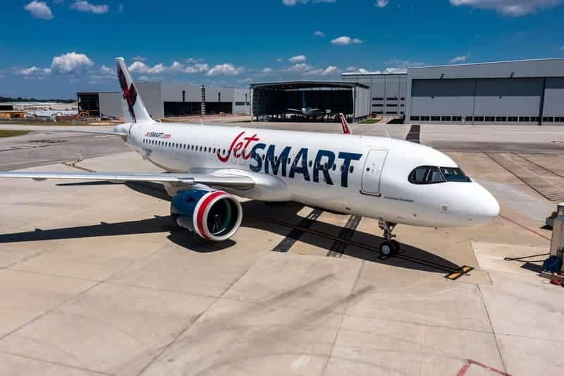Avion JetSMART Airbus A320 dans un avion de l'Alabama