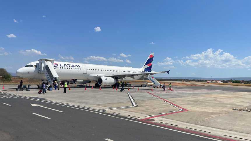 Aeroporto Juazeiro do Norte recebeu maior avião de corredor único operado no Brasil