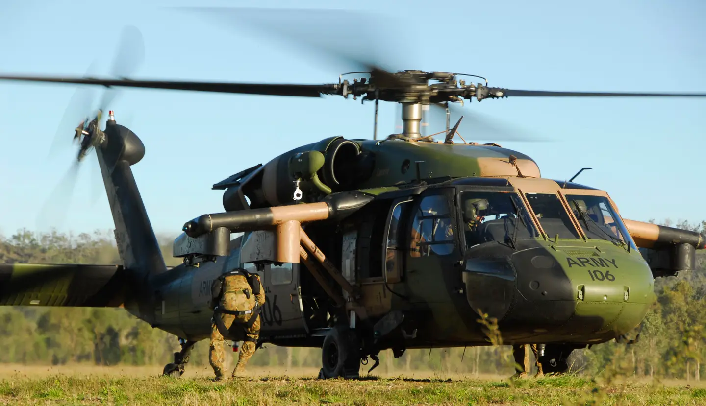 Helicóptero S-70 Black Hawk do Exército Australiano. Foto: Ministério da Defesa da Austrália. 