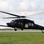 Helicóptero MH-60 Black Hawk das operações especiais do Exército dos EUA. Foto: Alex Licea/DoD.