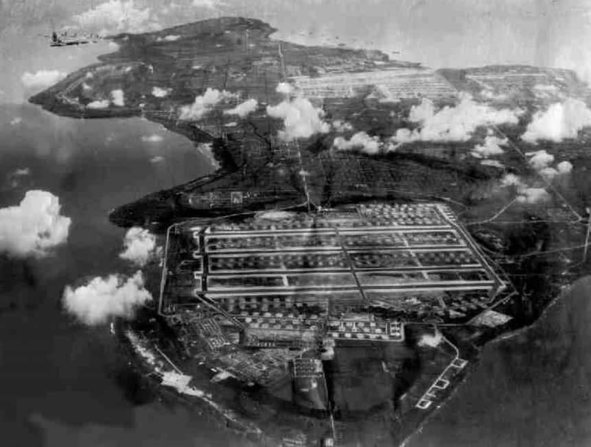 Base Aérea de North Field, na ilha de Tinian, em 1945 durante a Segunda Guerra Mundial. Foto via 6th Bomb Group.