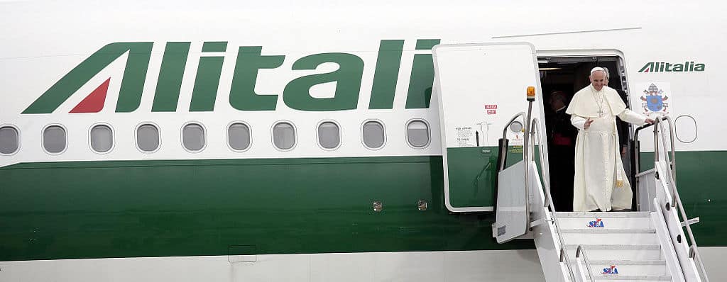 Papa Francisco Airbus em voo ao Brasil Alitalia 