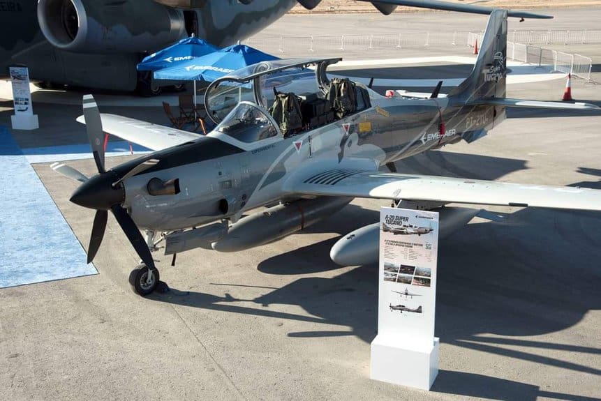 Embraer expõe seus aviões militares no World Defense Show